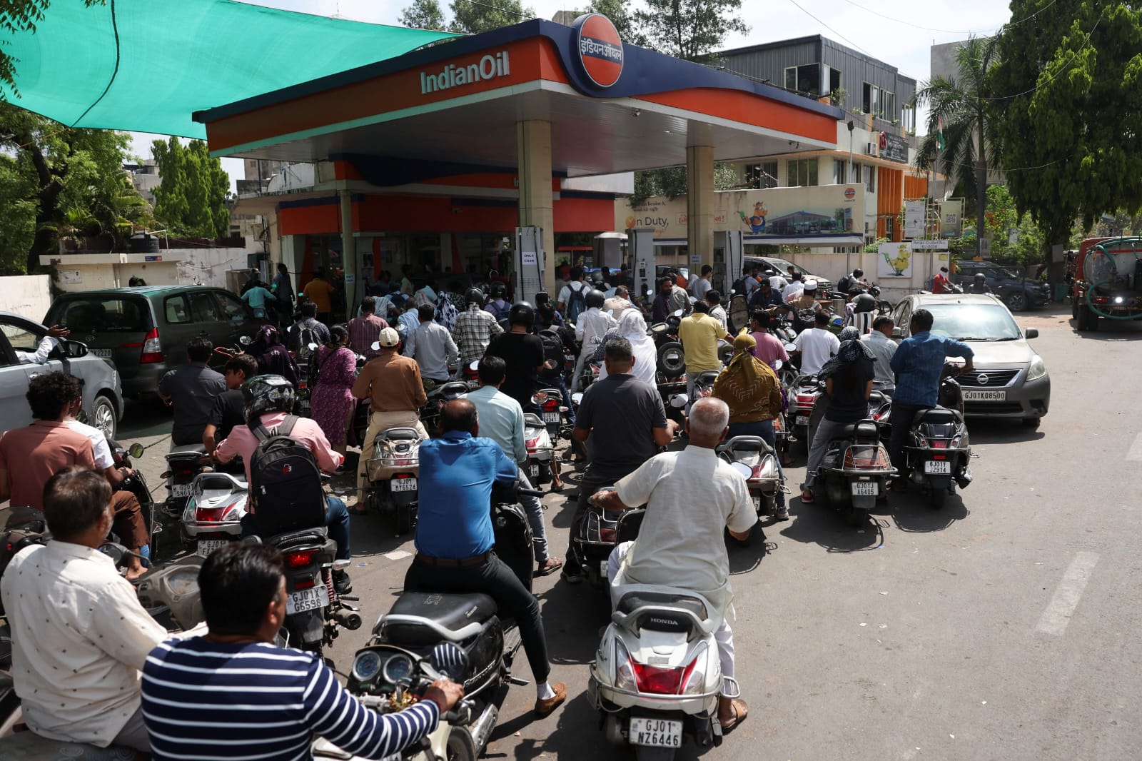 पेट्रोल आणि डिझेलच्या दरात वाढ