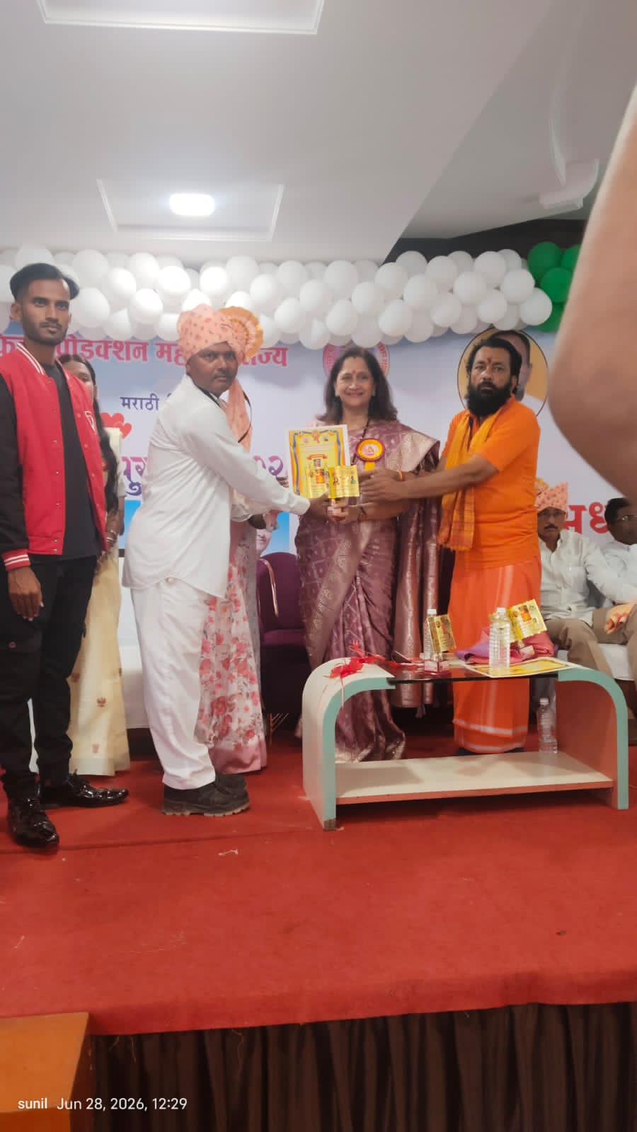 मा. किशोर अडांगळे जीवनगौरव पुरस्काराने सन्मानित