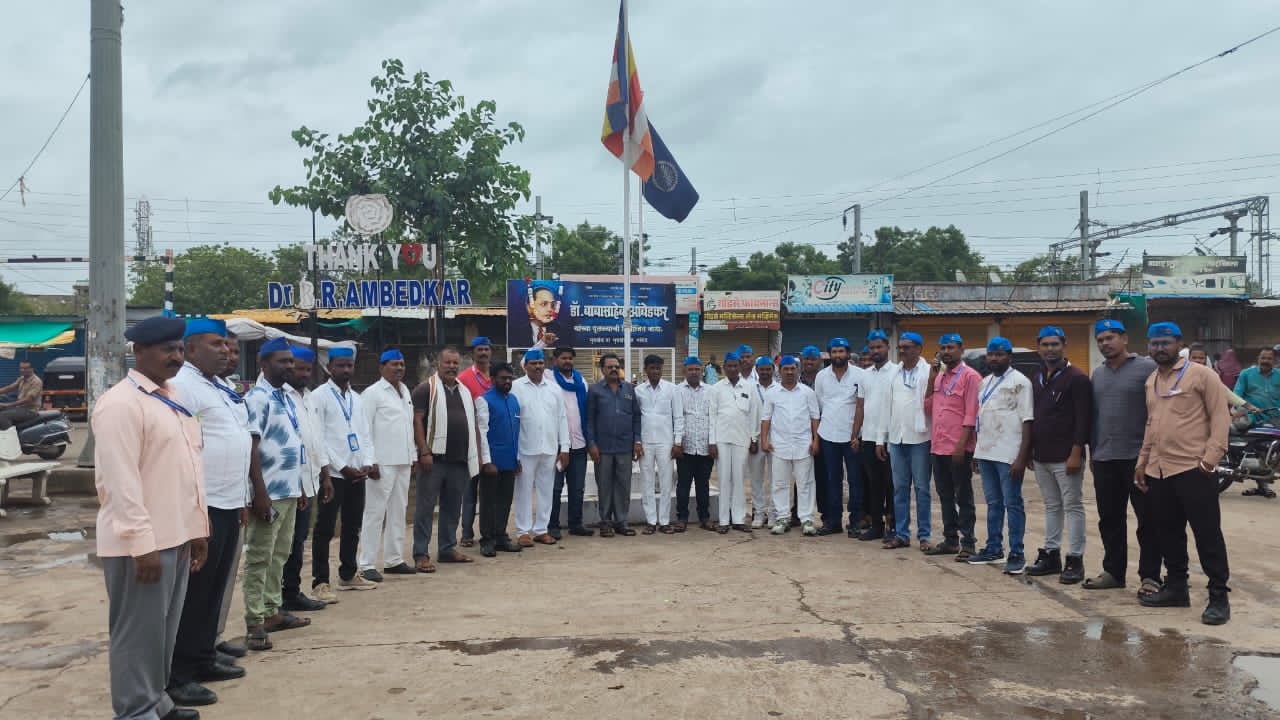 दिल्लीतील विद्यार्थी आंदोलनावर झालेल्या लाठीमार निषेधार्थ वंचित बहुजन आघाडीचा 'मुदखेड बंद' यशस्वी