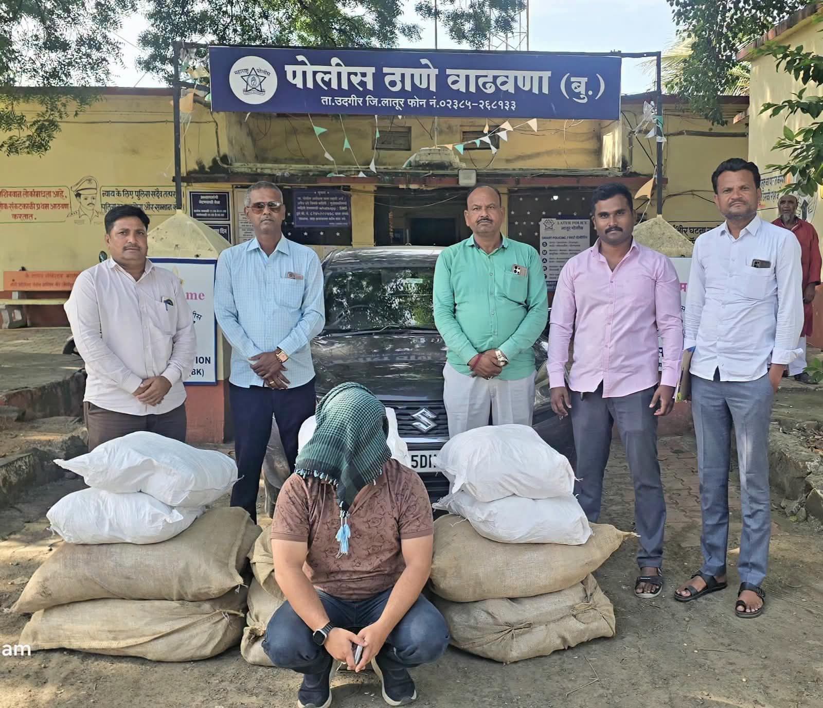 वाढवणा हद्दीत ५.८७ लाखांचा प्रतिबंधित गुटखा जप्त; एकास अटक