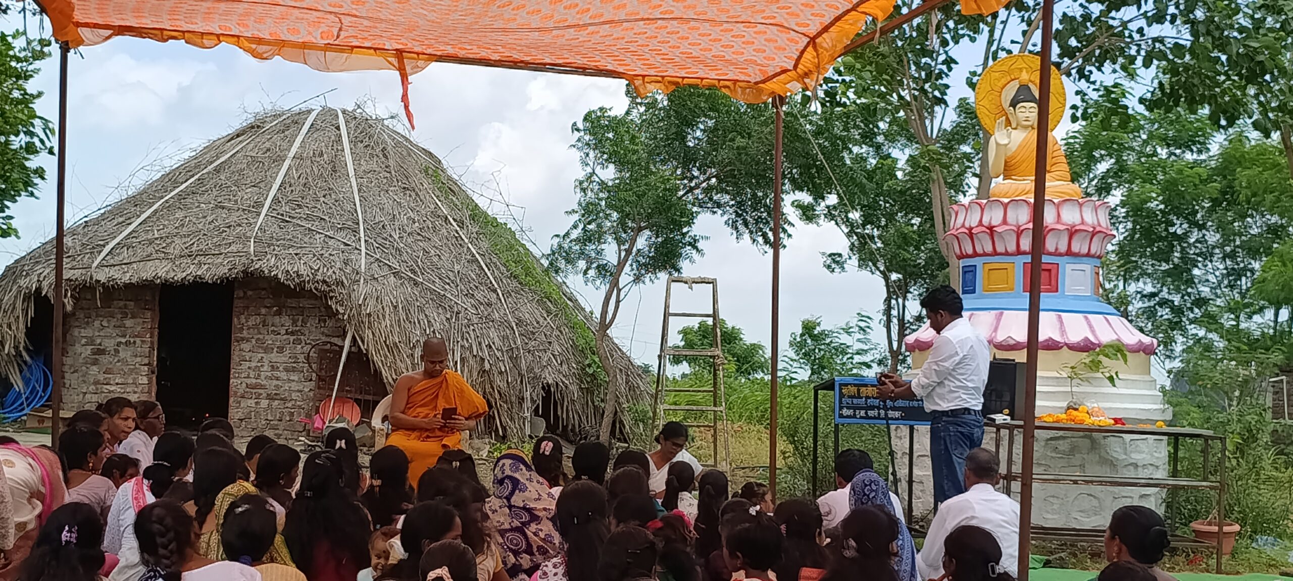 तपोवन बुद्धभूमी गोळेगाव येथे श्रावण पौर्णिमा उत्साहात साजरी